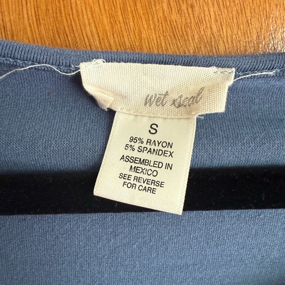 Wet Seal Blue Long Sleeve Crop Top - Picture 3 of 3